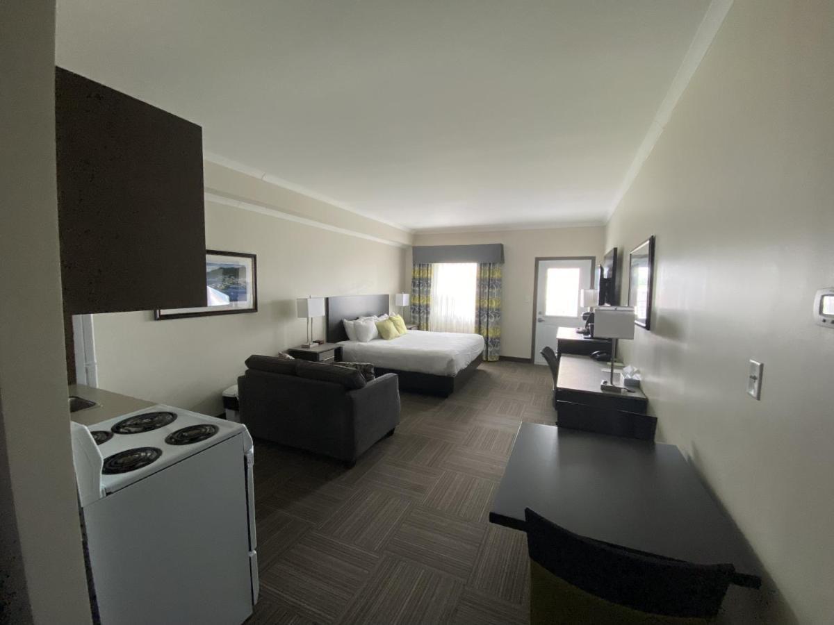 Crossroads Inn & Suites Paradise Esterno foto