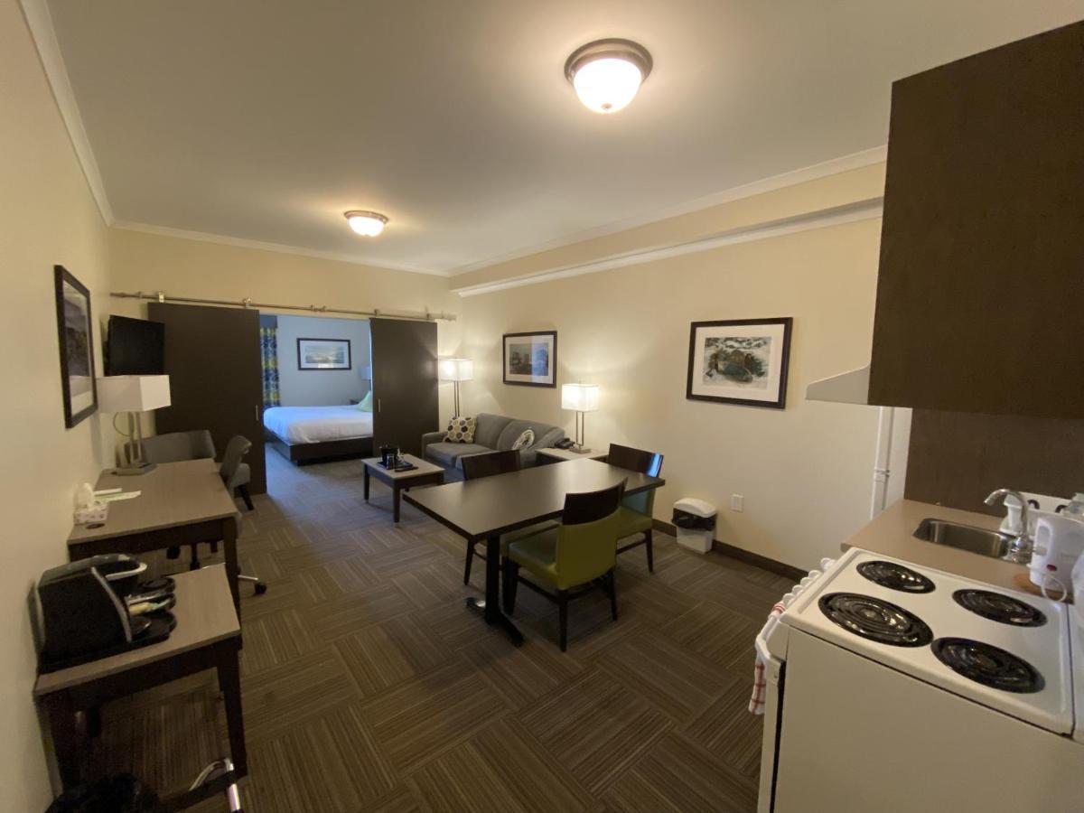 Crossroads Inn & Suites Paradise Esterno foto