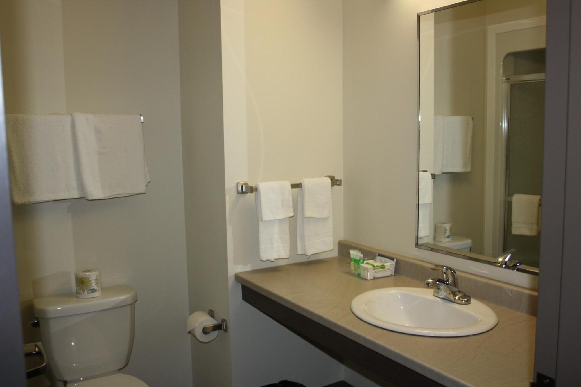 Crossroads Inn & Suites Paradise Camera foto