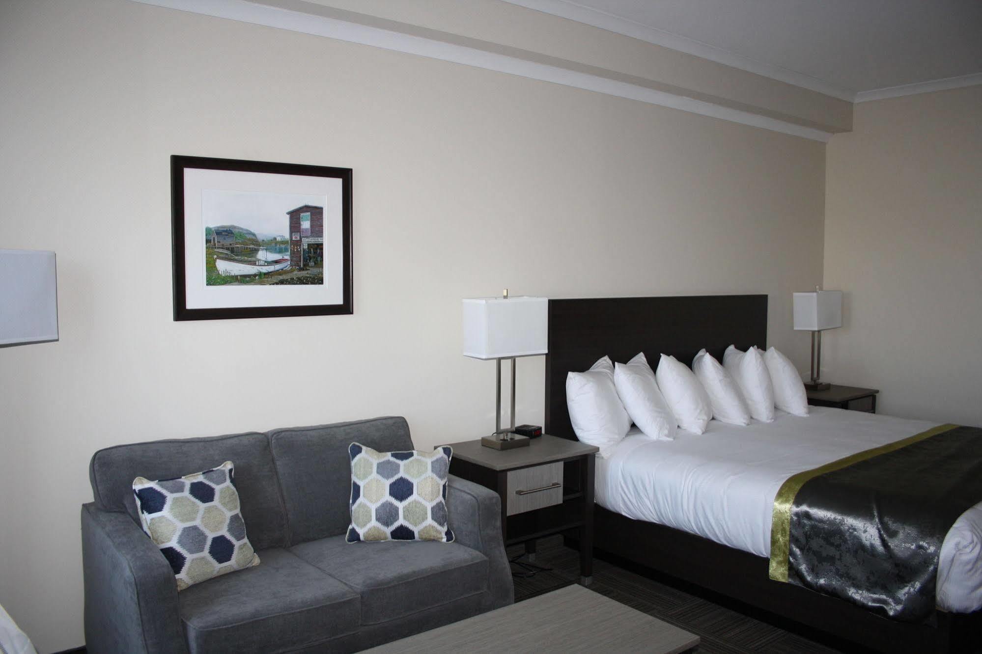 Crossroads Inn & Suites Paradise Esterno foto